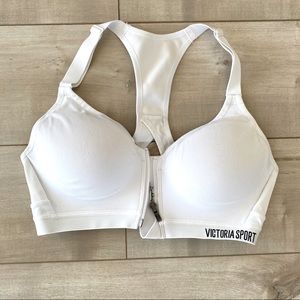 Victoria Sport knockout bra